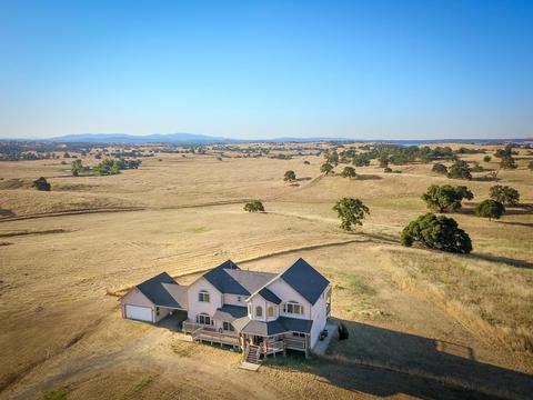 2060 Mohawk Ct, Ione, CA 95640 photo 1