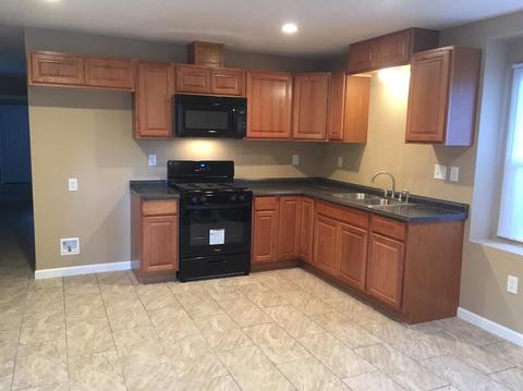 523 16th St, Modesto, CA 95354 photo 2