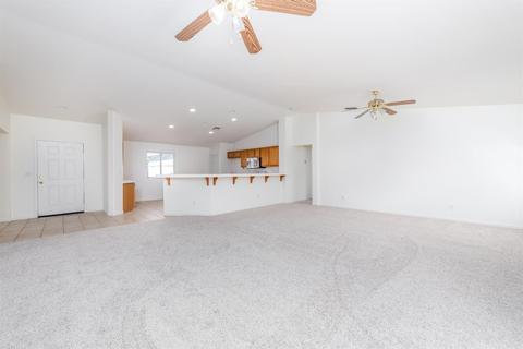 4542 Rosecliff Cir, Mather, CA 95655 photo 8