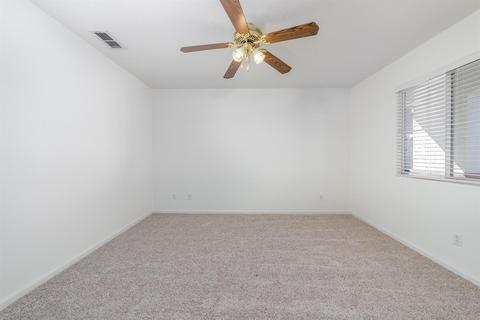 4542 Rosecliff Cir, Mather, CA 95655 photo 13