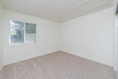 4542 Rosecliff Cir, Mather, CA 95655 photo 21
