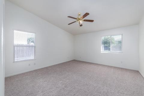 4542 Rosecliff Cir, Mather, CA 95655 photo 14