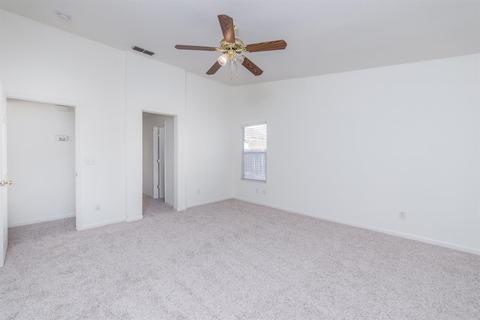 4542 Rosecliff Cir, Mather, CA 95655 photo 17