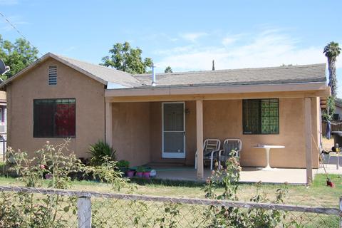 2132 Robertson Rd, Modesto, CA 95351 photo 1