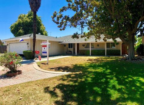 1108 Duchess Ct, Modesto, CA 95350 photo 2