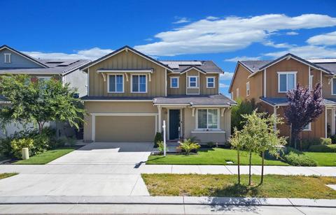 1055 Navigator Dr, Lathrop, CA 95330 photo 2