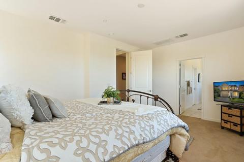 1055 Navigator Dr, Lathrop, CA 95330 photo 25