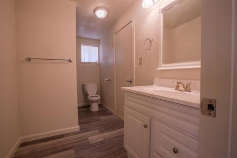 121 Orange Ave, Modesto, CA 95350 photo 8