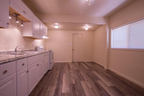 121 Orange Ave, Modesto, CA 95350 photo 13