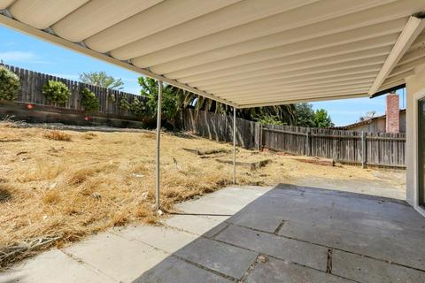110 Perraud, Folsom, CA 95630 photo 18