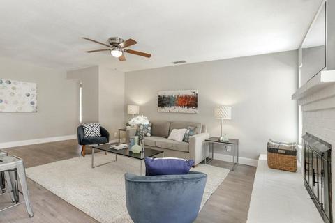 110 Perraud, Folsom, CA 95630 photo 3