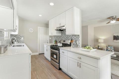 110 Perraud, Folsom, CA 95630 photo 7