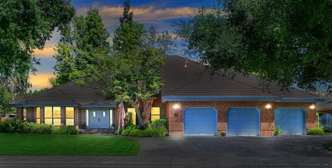 2367 Brittany Ln, Lodi, CA 95242 photo 2