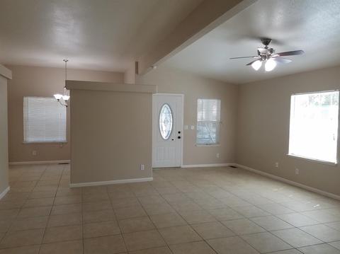 114 Oak St, Modesto, CA 95351 photo 9