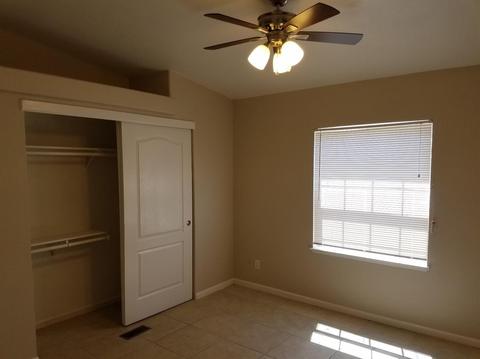 114 Oak St, Modesto, CA 95351 photo 8