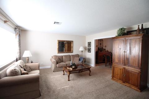 569 Dawn Dr, Manteca, CA 95336 photo 3