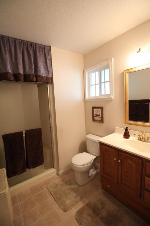 569 Dawn Dr, Manteca, CA 95336 photo 23