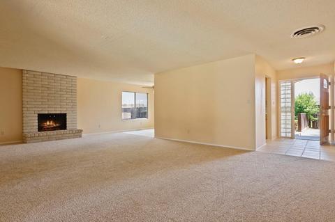 2073 Gateway Cir, Lodi, CA 95240 photo 3