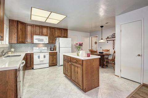 2820 Belhaven Pl, Davis, CA 95618 photo 9