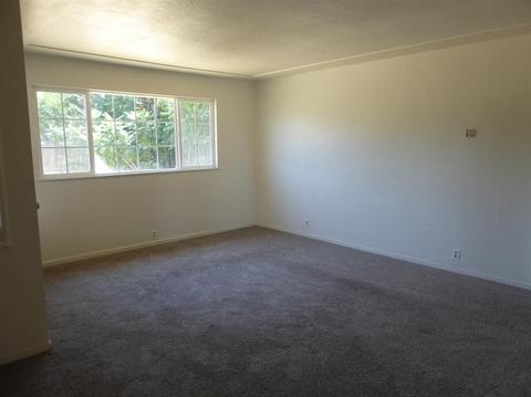 212 Cloverdale Ave, Modesto, CA 95354 photo 6
