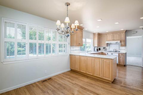 4760 American River Dr, Carmichael, CA 95608 photo 12