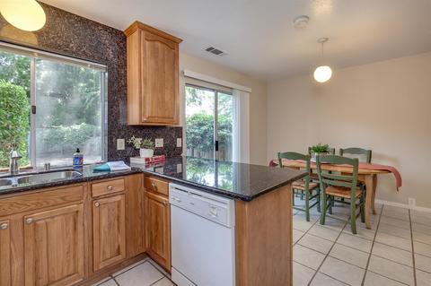 1564 Drake Dr, Davis, CA 95616 photo 9
