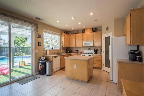 732 Amy Way, Manteca, CA 95337 photo 11