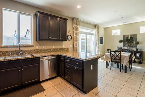 1653 Toy St, Manteca, CA 95337 photo 9