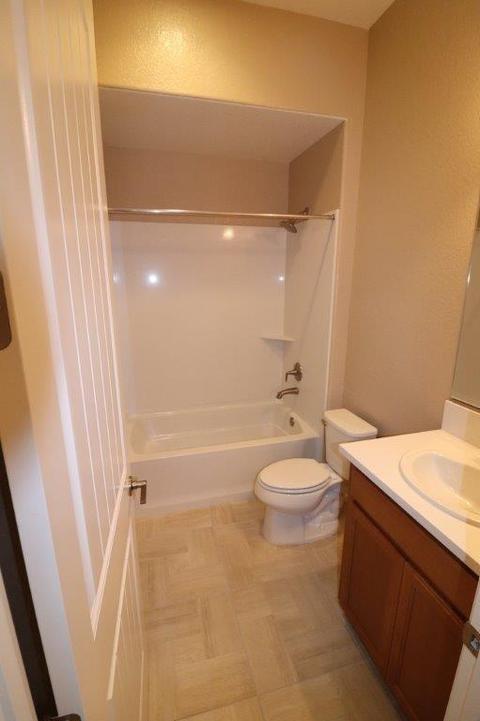 1051 Forkleaf Dr, Manteca, CA 95337 photo 19