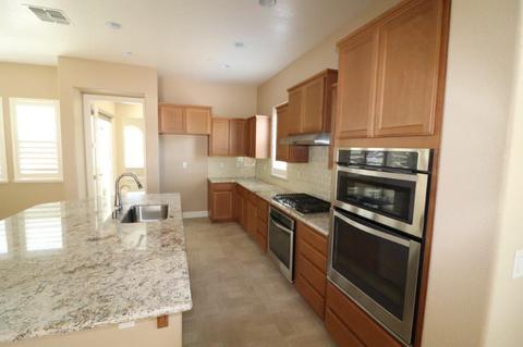 1051 Forkleaf Dr, Manteca, CA 95337 photo 7