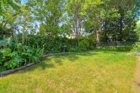 5140 Perth Glen Dr, Antelope, CA 95843 photo 26