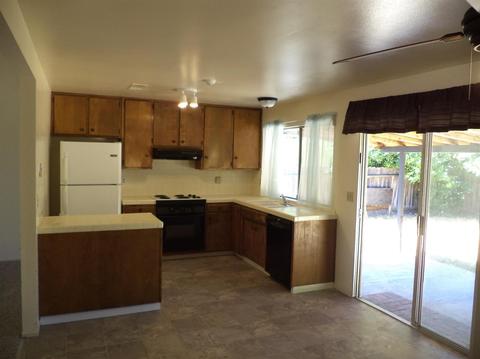 1925 Mather Dr, Modesto, CA 95350 photo 3