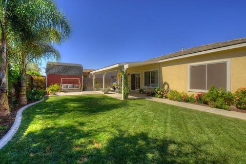 1918 Paul St, Hughson, CA 95326 photo 2