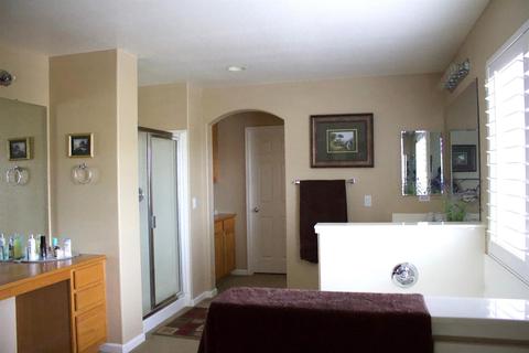 1407 Nubian St, Patterson, CA 95363 photo 4