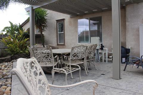 1407 Nubian St, Patterson, CA 95363 photo 9