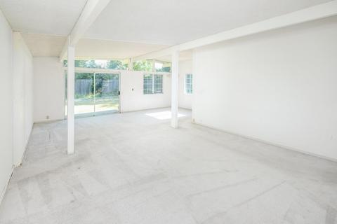 525 Isla Pl, Davis, CA 95616 photo 2