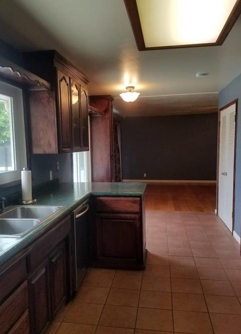 855 Madrone, Patterson, CA 95363 photo 5