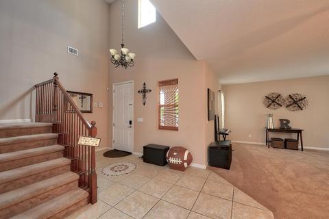 303 Summer Phlox Ln, Patterson, CA 95363 photo 4