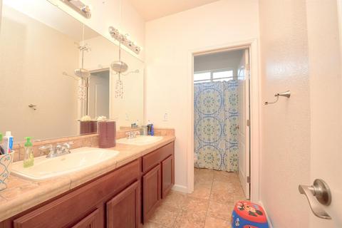 303 Summer Phlox Ln, Patterson, CA 95363 photo 21