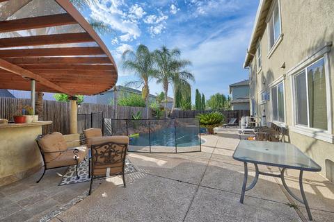 303 Summer Phlox Ln, Patterson, CA 95363 photo 32