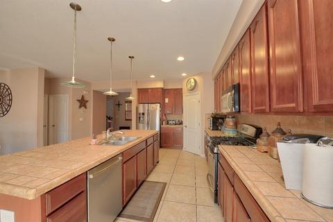 303 Summer Phlox Ln, Patterson, CA 95363 photo 11