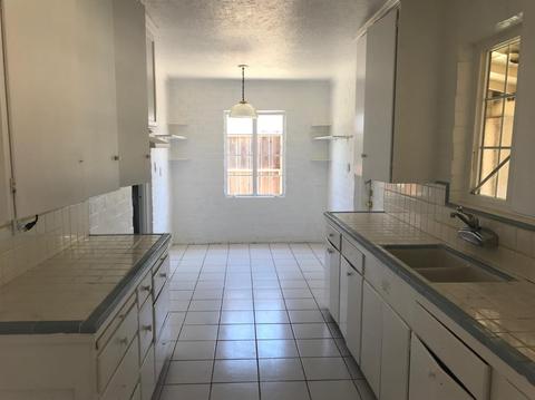 836 Elm Ave, Modesto, CA 95351 photo 9