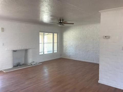 836 Elm Ave, Modesto, CA 95351 photo 3