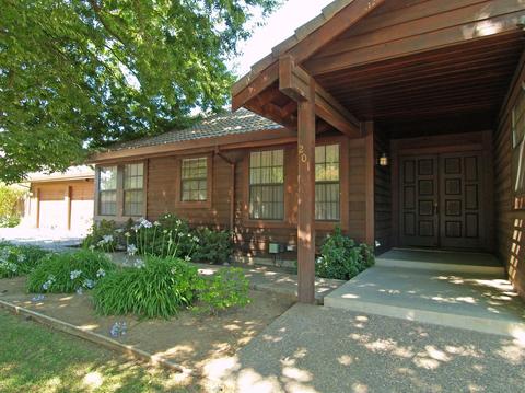 201 Bluegrass Ln, Modesto, CA 95351 photo 4