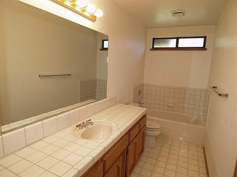 201 Bluegrass Ln, Modesto, CA 95351 photo 27