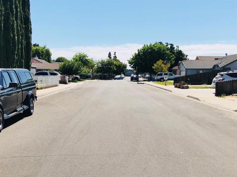 1893 5th St, Turlock, CA 95380 photo 2
