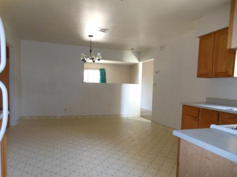 911 Waller St, Gustine, CA 95322 photo 13