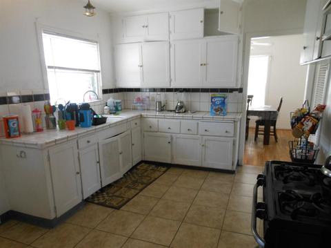 135 E 20th St, Merced, CA 95340 photo 9