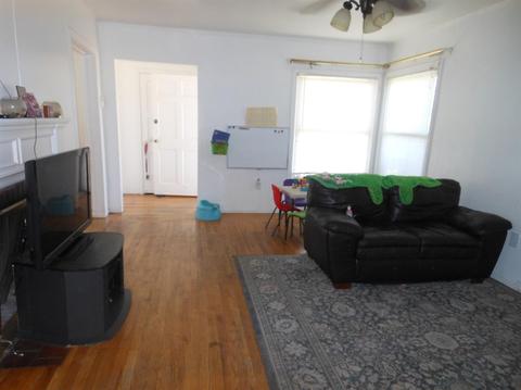 135 E 20th St, Merced, CA 95340 photo 2