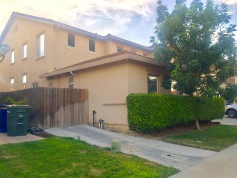 2205 Amber Leaf, Ceres, CA 95307 photo 3